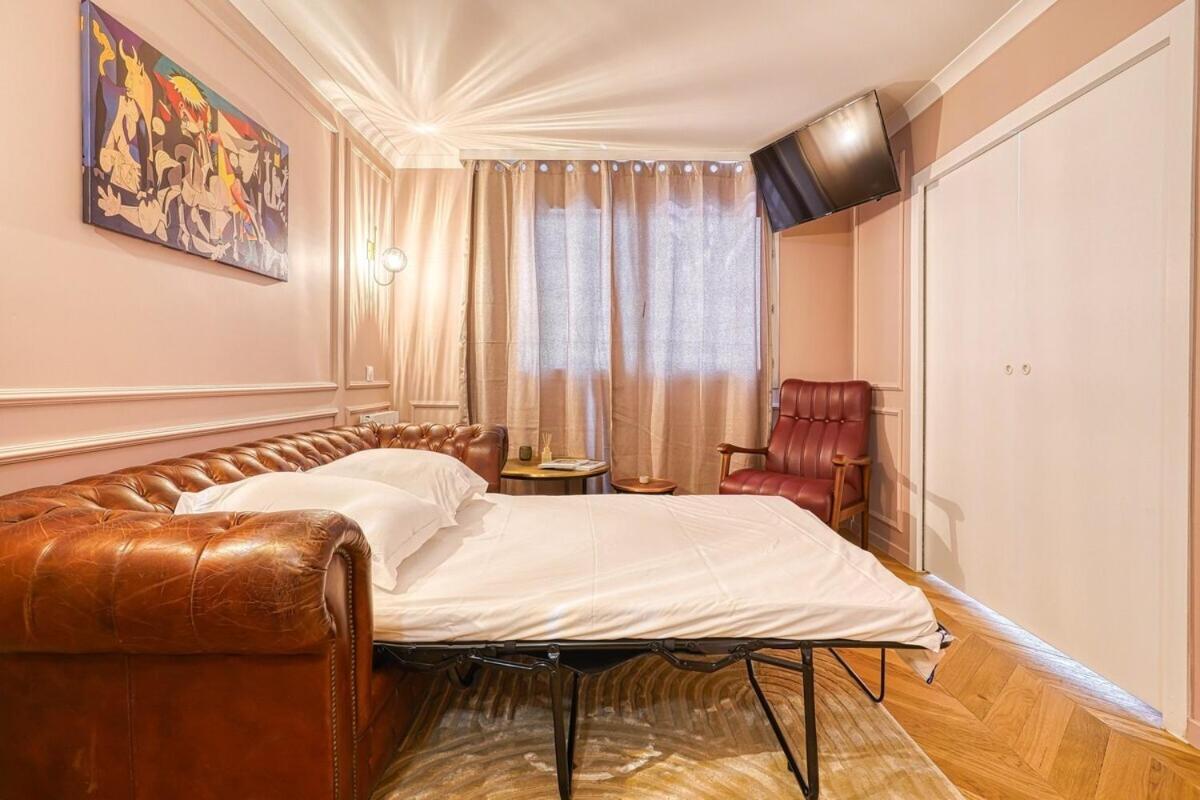 קורבוו Melody Suite In Paris מראה חיצוני תמונה